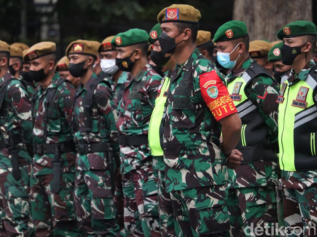 Ribuan TNI-Polri Bersiap Jelang Kedatangan Jokowi ke Bandung