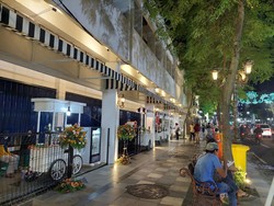 Malam Romantis Vian di Tunjungan Romansa Ditutup dengan Helm Butut