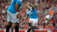 =4. Sebastian Larsson - 11 gol tendangan bebas Premier League. Foto: Getty Images/Paul Gilham