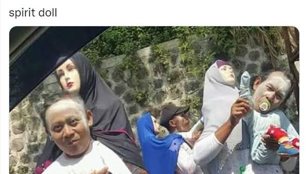 8 Cuitan Netizen Tentang Spirit Doll Ini Kocak, Bikin Gak Habis Pikir