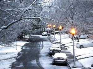 Brrr.... Amerika Serikat Memutih Berselimut Salju Tebal
