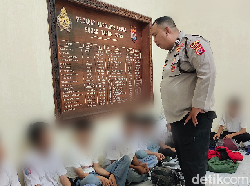 Kedapatan Bawa Celurit, 8 Pelajar di Rangkasbitung Diamankan Polisi