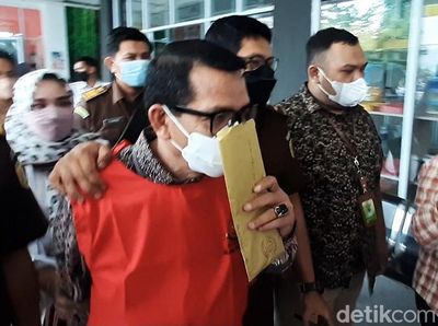 Dilimpahkan ke Jaksa, Dekan FISIP Unri Diduga Cabul Langsung Ditahan