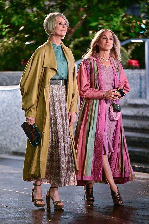 Gaya bohemian Miranda dan Carrie/