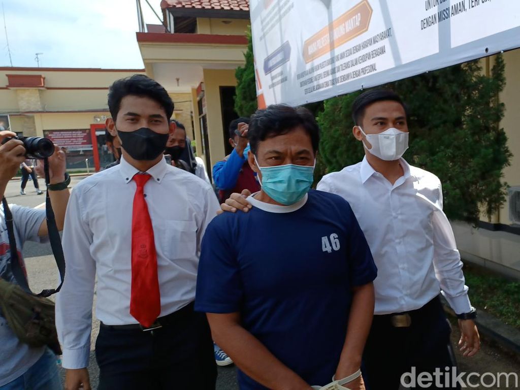 Korupsi Dana Desa Rp 800 Juta, Eks Kades di Bandung Ditangkap Polisi
