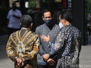 Nadiem Sebut PTM Akan Disetop Jika PPKM Kembali Level 4 Nadiem Sebut PTM Akan Disetop Jika PPKM Kembali Level 4