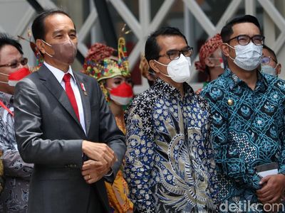 Momen Jokowi Resmikan Gedung Arntz Geise Unpar