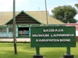 Parah! Maling Sapu Bersih Isi Museum Kerajaan Bone