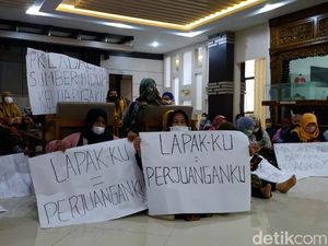 Cegah Mark Up Data PKL Malioboro, Pansus Minta Pemkot Kroscek Langsung Cegah Mark Up Data PKL Malioboro, Pansus Minta Pemkot Kroscek Langsung