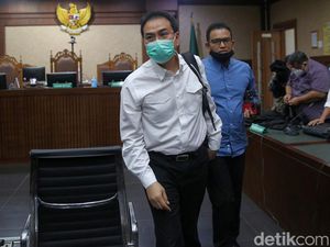 Azis Syamsuddin Kapok Terjun ke Politik Lagi
