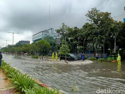 Jakarta Masuk Musim Hujan, Pemprov Siagakan 1.200 Pompa Air Antisipasi Banjir Jakarta Masuk Musim Hujan, Pemprov Siagakan 1.200 Pompa Air Antisipasi Banjir