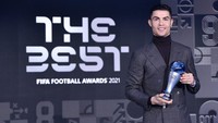 Pada bulan September lalu, Ronaldo berhasil melampaui rekor 109 gol pesepakbola legendaris Iran Ali Daei. Rekor itu sempat bertahan selama 15 tahun. Foto: AFP/HAROLD CUNNINGHAM
