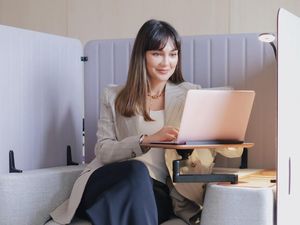 Egg Freezing: Luna Maya Melakukan Pembekuan Sel Telur, Apa Manfaatnya?