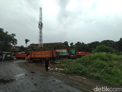 Ada Bakar-Bakaran Sampah di Tebet, Warga Minta Amdal Diperhatikan