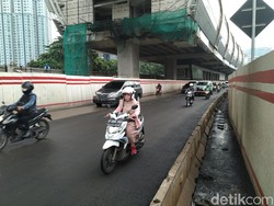 Jalanan Rasuna Said Diperbaiki, Lalu Lintas Terpantau Ramai Lancar
