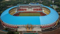 Saat ini stadion itu sedang tahap pemenuhan kelengkapan serta pengajuan sertifikasi dan verifikasi standar AFC dan FIFA.
