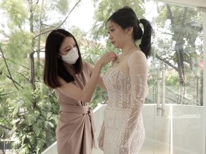 Cerita Lengkap Desainer Viral Buat Gaun Pengantin untuk Pernikahan 3 Agama Cerita Lengkap Desainer Viral Buat Gaun Pengantin untuk Pernikahan 3 Agama