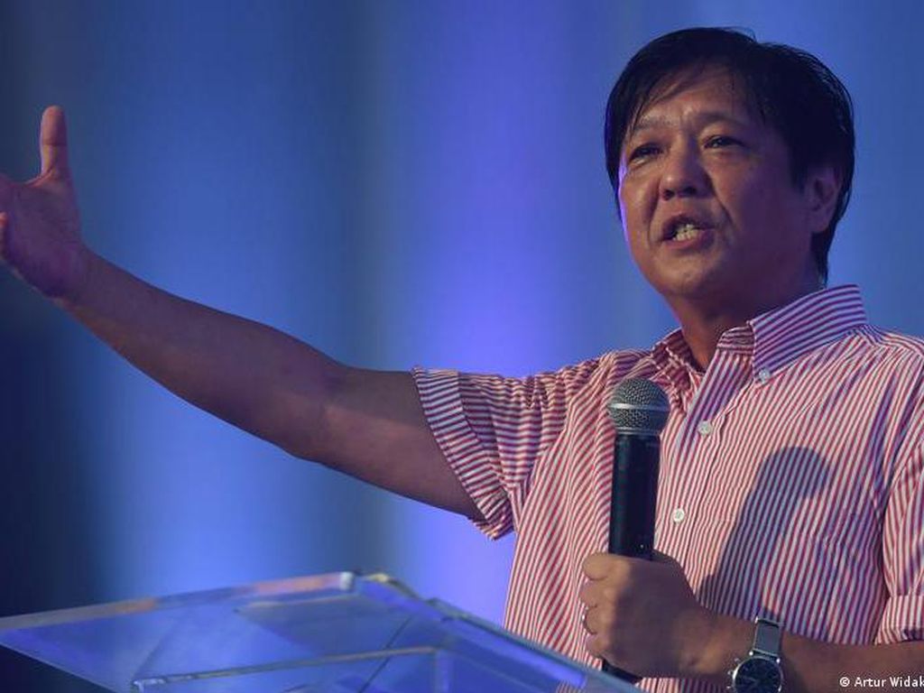 Komisi Pemilu Kukuhkan Pencalonan Putra Bekas Diktator Filipina