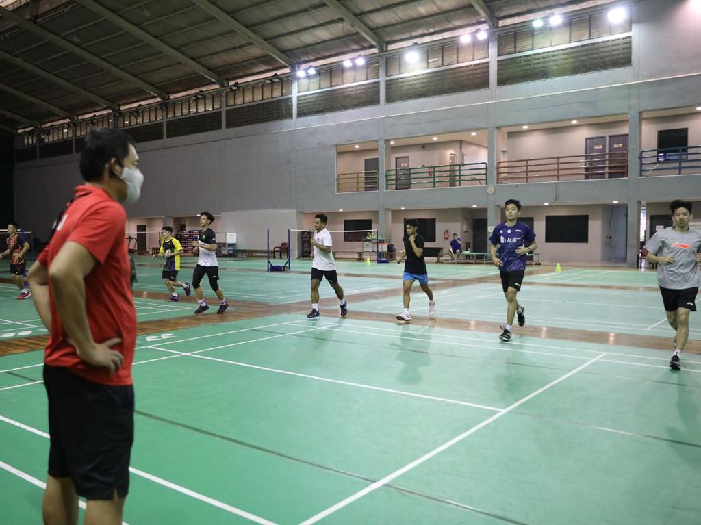 Pelatnas PBSI Libur, Beberapa Atlet Masih Latihan Pelatnas PBSI Libur, Beberapa Atlet Masih Latihan
