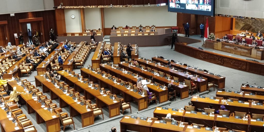 Rapat paripurna pengesahan RUU IKN dan RUU TPKS (Foto: Eva/detikcom)