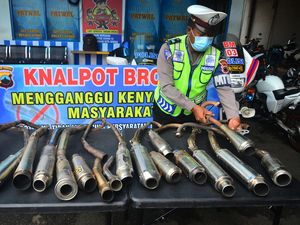 Penampakan Ratusan Knalpot Brong yang Diamankan di Kudus