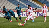 Crvena Zvezda menjadi tim dengan peluang penalti tertinggi di Eropa, yakni tiap 239 menit sekali. (Foto: Getty Images/Srdjan Stevanovic)