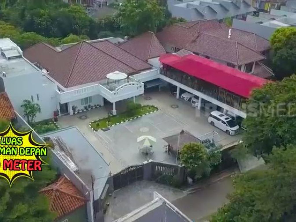 10 Potret Rumah Mewah Ina Rachman, Anak Sopir yang Jadi Pengacara Sukses 10 Potret Rumah Mewah Ina Rachman, Anak Sopir yang Jadi Pengacara Sukses