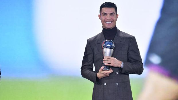FIFA Special Best Men's award winner Cristiano Ronaldo during the Best FIFA Football Awards 2021 in Zurich, Switzerland, Monday, Jan. 17, 2022. (Harold Cunningham/Pool Photo via AP)