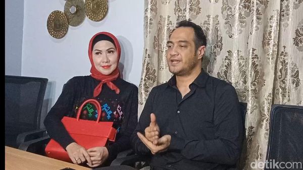 8 Momen Kisah Cinta Tak Sempurna Venna Melinda dan Ferry Irawan