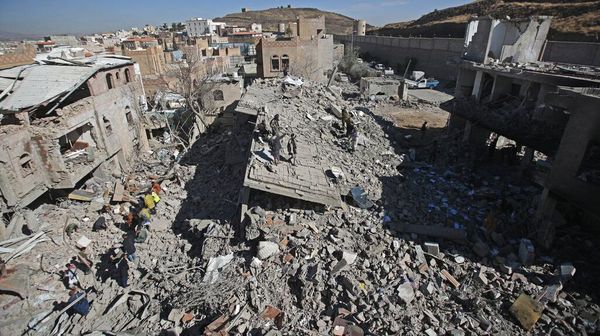 Balas Serangan Houthi, Drone Arab Saudi Gempur Yaman