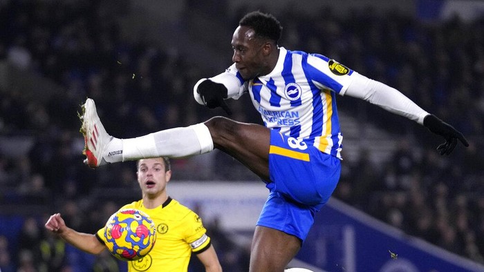 Brighton vs Chelsea Tanpa Pemenang Tak ada pemenang dalam laga Brighton & Hove Albion vs Chelsea. The Blues unggul melalui Hakim Ziyech, namun dibalas Brighton lewat Adam Webster. Skor akhir 1-1.