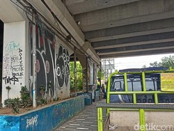 Miris Wajah Kota Cimahi Dipenuhi Coretan Vandalisme