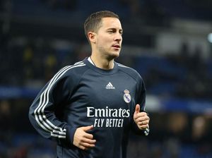 Ogah Berjuang di Papan Bawah, Hazard Tolak Newcastle