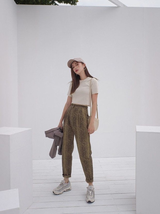 Ide fashion dengan topi