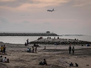 Video: DPR Soroti Letak Destinasi Wisata Dekat Tambang-Limbah