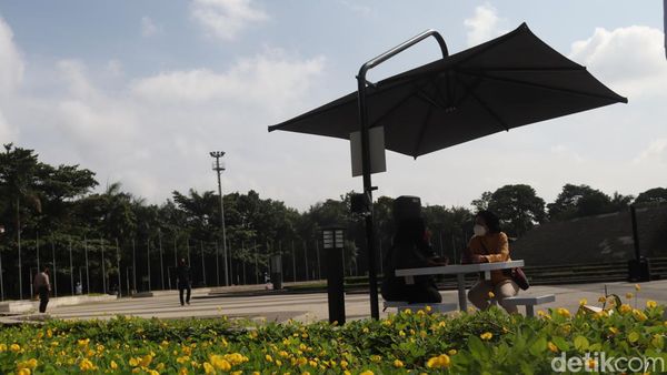 Keren! Taman-taman di Bandung Dilengkapi Saung Berbasis Tenaga Surya