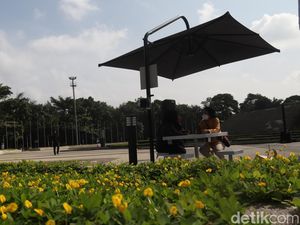 Keren! Taman-taman di Bandung Dilengkapi Saung Berbasis Tenaga Surya