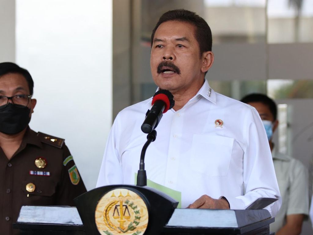 Jaksa Agung: Unsur TNI-Sipil Diduga Terlibat Kasus Satelit Kemhan 2015
