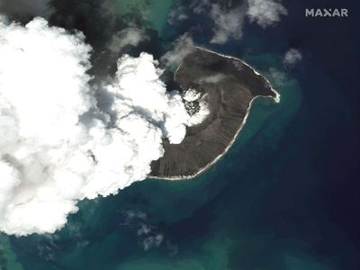 Foto Letusan Dahsyat Gunung Berapi Tonga dari Luar Angkasa