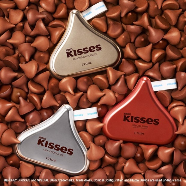 Kolaborasi Hershey's Kisses x Etude House meluncurkan produk makeup eyeshadow palette Play Color Eyes
