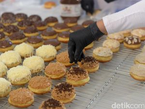 Cara Memulai Usaha Donat Rumahan dan Tips Jualannya