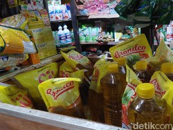 Belum Kompak! Ada Minimarket dan Toko Jual Minyak Goreng di Atas Rp 14.000
