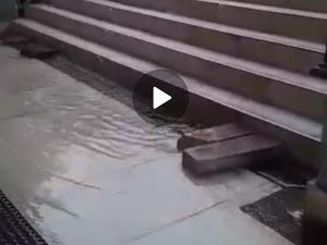 Gibran Cek Pasar Legi Solo yang Tergenang Jelang Diresmikan Puan