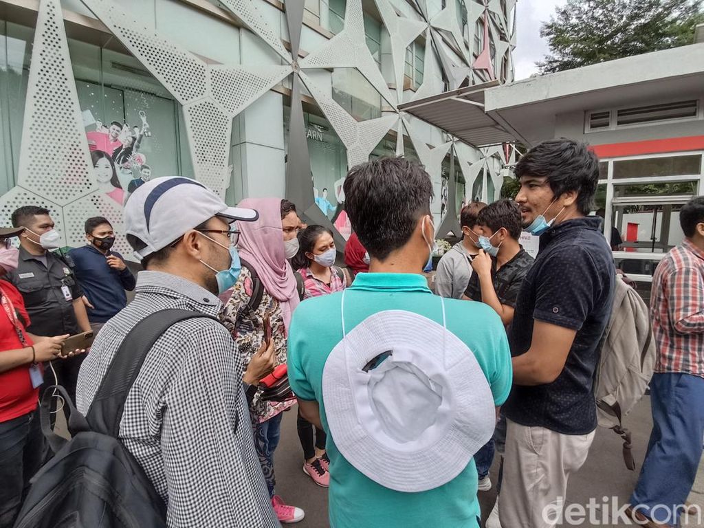 Amnesty Minta RI Angkat Isu Pengungsi Afghanistan ke ASEAN Amnesty Minta RI Angkat Isu Pengungsi Afghanistan ke ASEAN