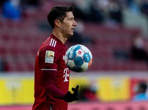 Lewandowski Heran Tak Dipilih Messi Jadi Pemain Terbaik FIFA Lewandowski Heran Tak Dipilih Messi Jadi Pemain Terbaik FIFA