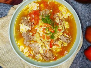 Resep Pembaca: Resep Sup Tomat Daging Pedas yang Gurih Asam Segar