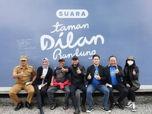 Taman Dilan Diresmikan di Bandung, Pidi Baiq Cerita Proses Pembangunannya Taman Dilan Diresmikan di Bandung, Pidi Baiq Cerita Proses Pembangunannya