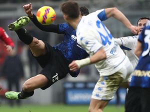Gol Akrobatik Ranocchia Jaga Asa Inter di Coppa Italia