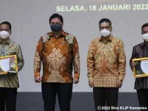 Salurkan KUR hingga Rp 194 T, BRI Jadi Penyalur KUR Terbaik 2021