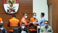 Momen Hakim Itong Bantah Wakil Ketua KPK Saat Konferensi Pers